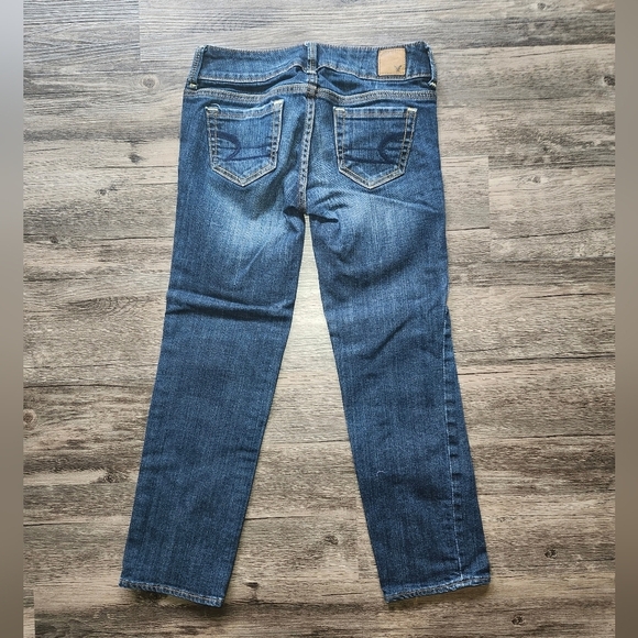 American Eagle Artist Cropped Dark Wash Stretch Denim Jeans - Picture 2 of 4